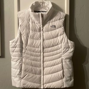 The North Face 550 vest